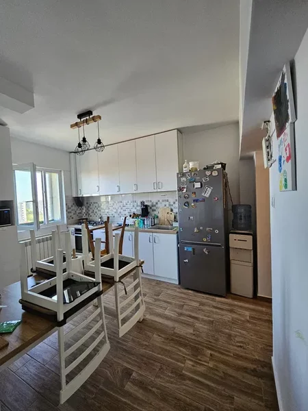 Obor, Ferdinand, decomandat, centrala de ap., bl. deosebit.